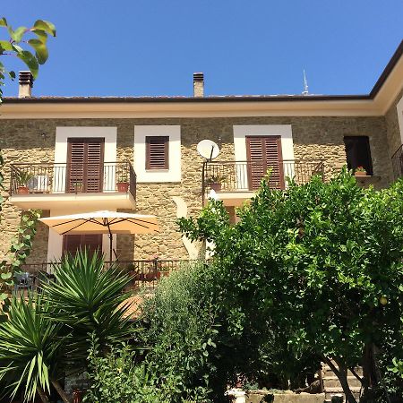 Pozzo Medievale Prignano Cilento Екстериор снимка