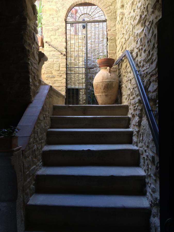 Pozzo Medievale Prignano Cilento Екстериор снимка
