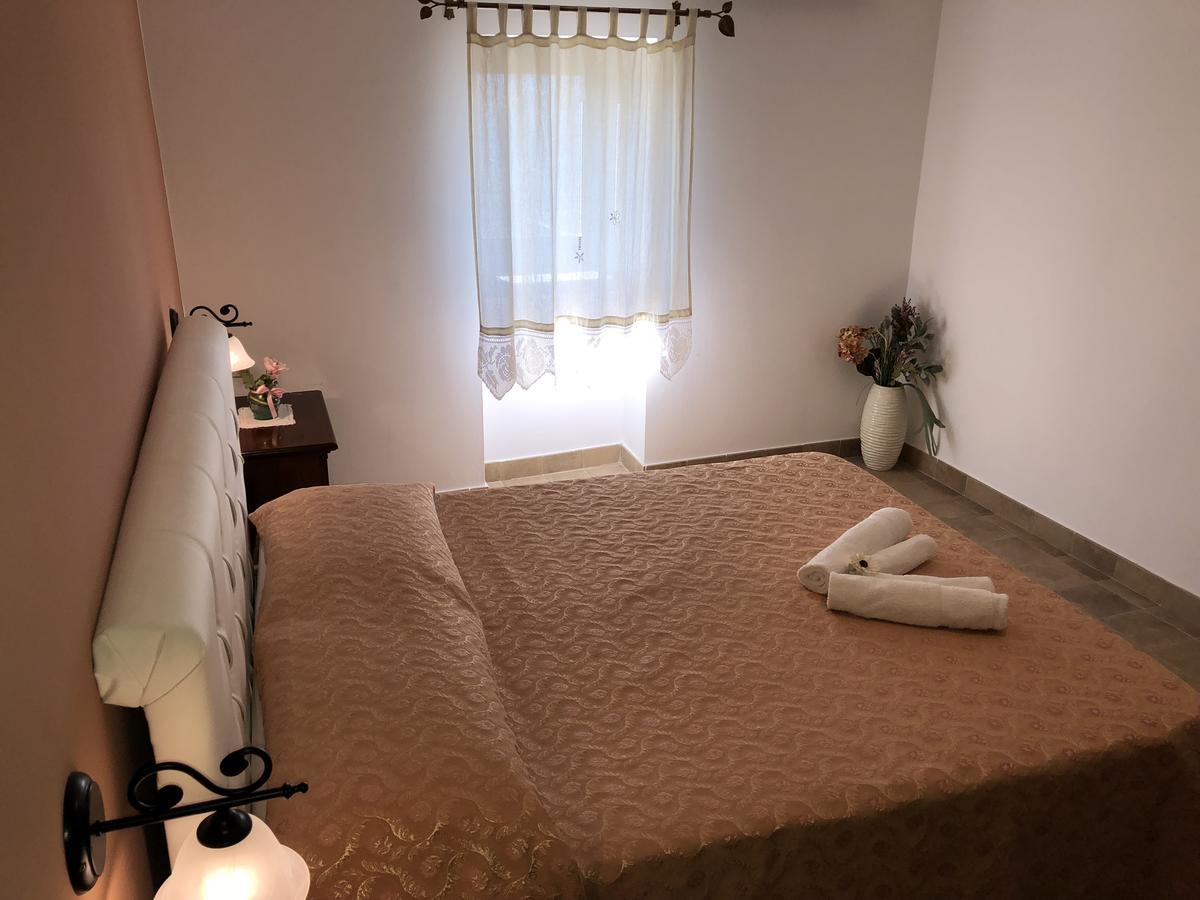 Pozzo Medievale Prignano Cilento Екстериор снимка