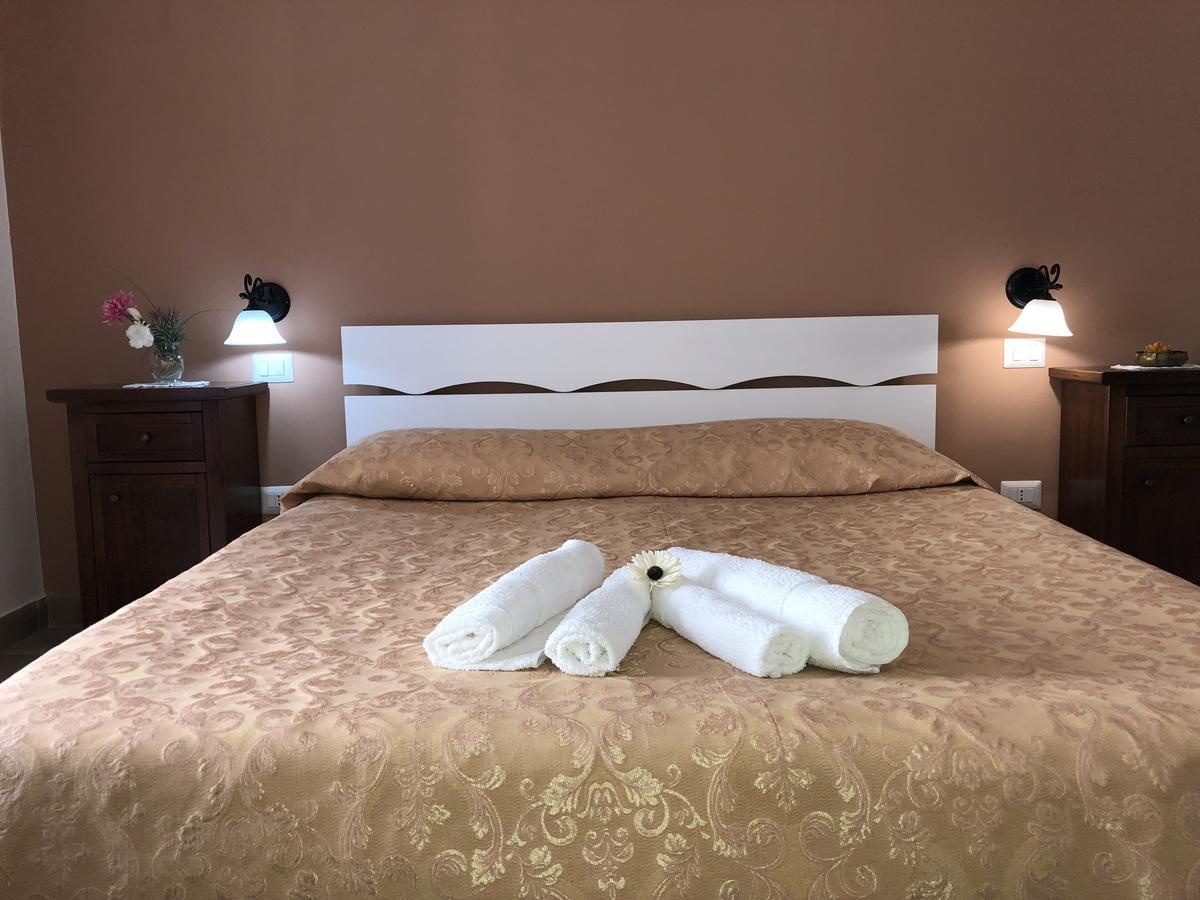 Pozzo Medievale Prignano Cilento Екстериор снимка